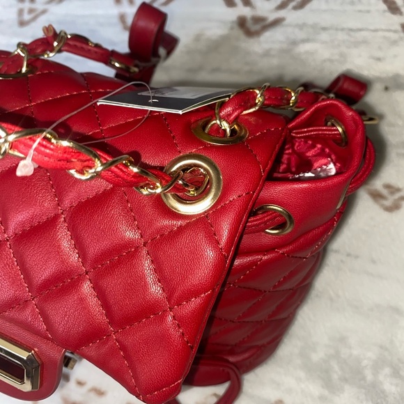 Badgley Mischka Vegan Leather Red Quilted Mini‎ Backpack - Picture 6 of 7